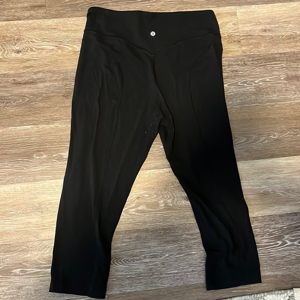 Worn Lululemon Crop Leggings in Good Condition